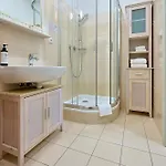 Tynec Hotel *