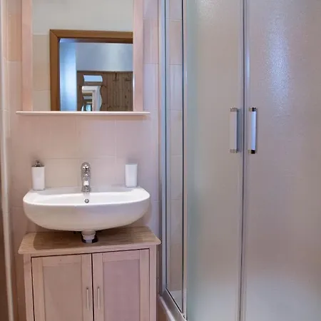 מלון Tynec Týnec nad Sázavou