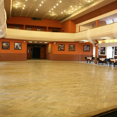Hotel Tynec *