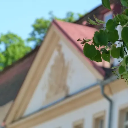 מלון Tynec Týnec nad Sázavou